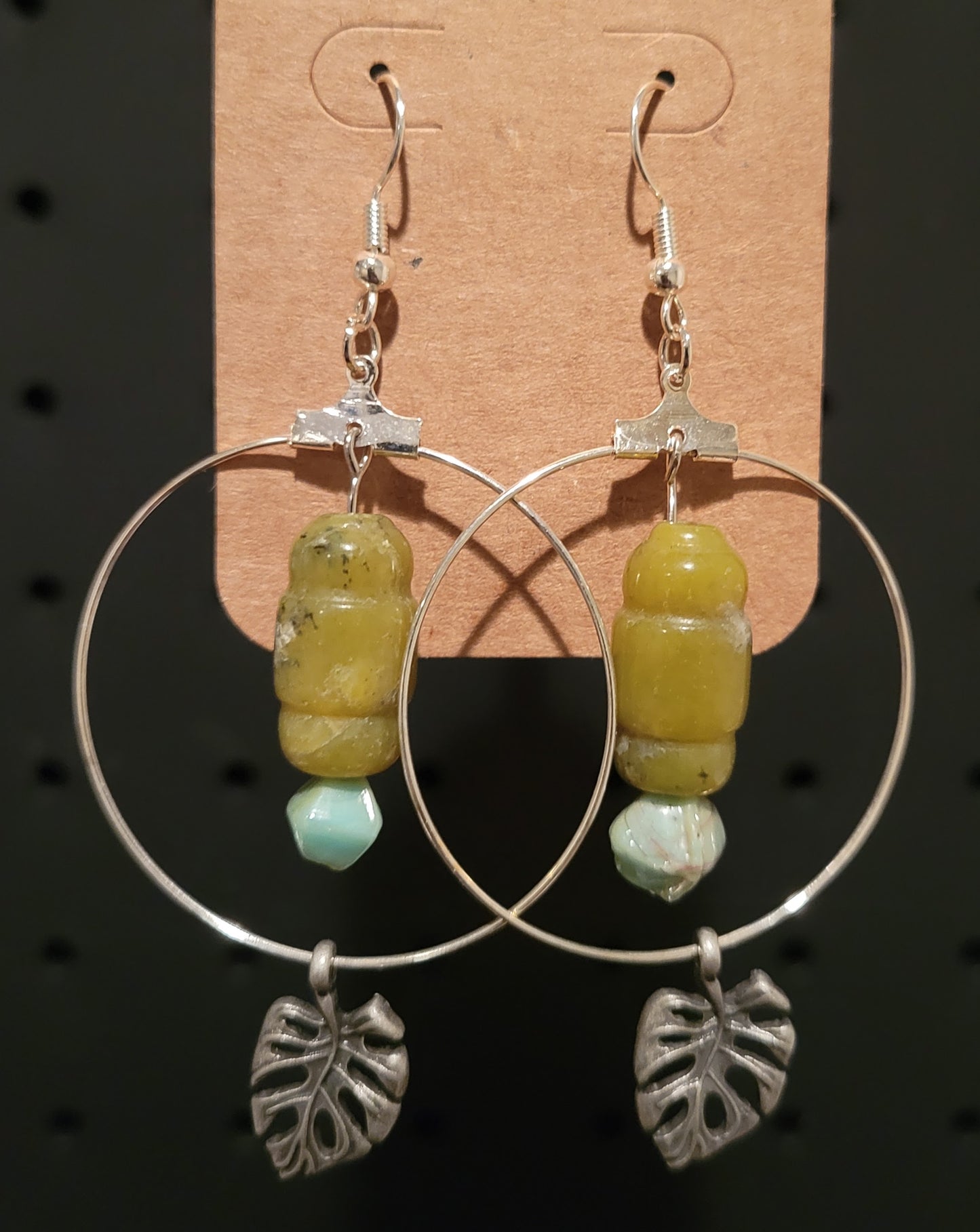 Fenestrated hoops