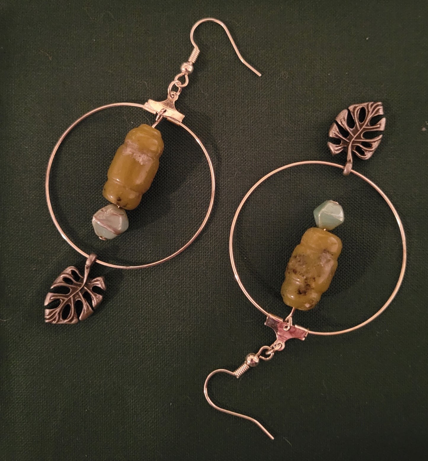 Fenestrated hoops